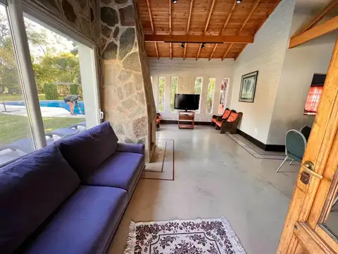 Casa en Alquiler al Oeste