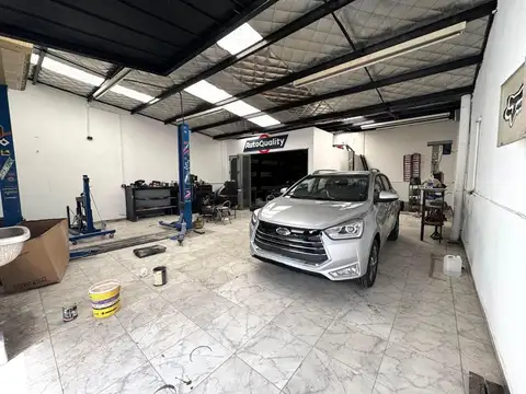 DEVOTO, GALPÓN EN VENTA + MONOAMBIENTE.