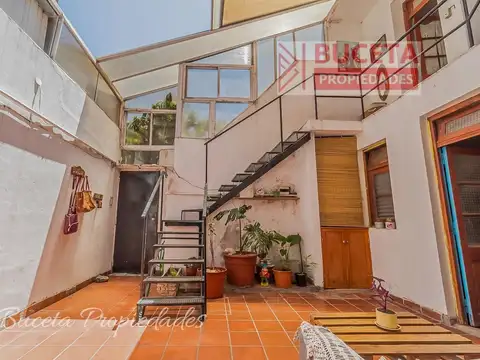 Depto Tipo Casa 3 ambientes con 2 baños