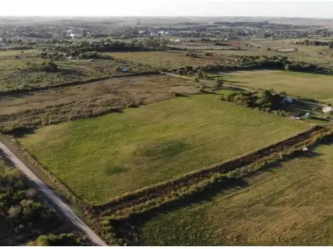 Lote De 71 X 109 Con Vista Al Rio, Ideal Quinta O Emprendimiento Turístico.