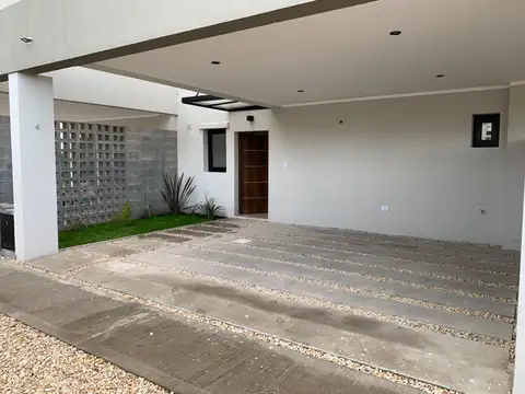 Departamento en Venta con 2 cocheras