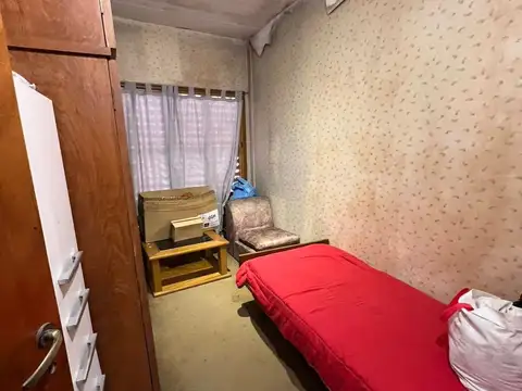 Casa 6 ambientes con 2 baños