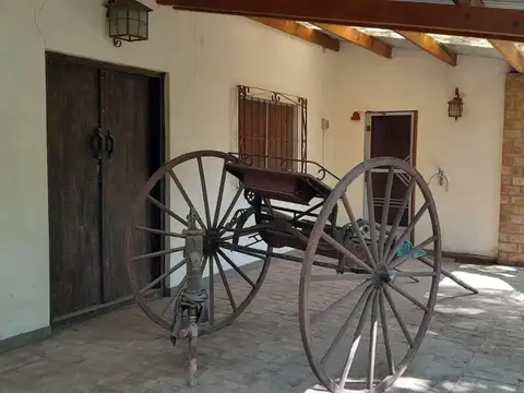 VENTA CASA QUINTA-SOBRE ASFALTO-RANCHOS-PCIA BS AS