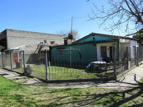 Casa en Venta en Burzaco, USD 70.000