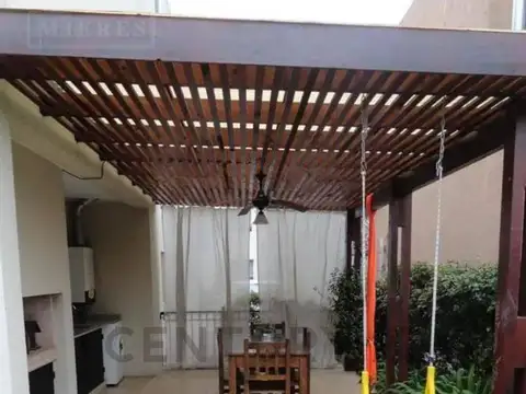 Los Jazmines 3800, Piso 0