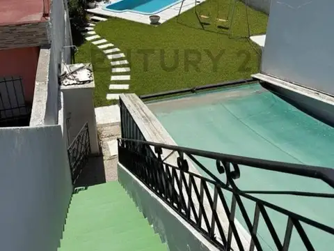 VENTA CASA 3 AMBIENTES CON PISCINA MORON PALOMAR
