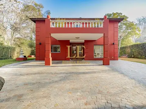 Casa en Venta con 7 cocheras