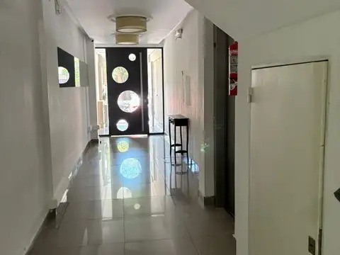 Av América 300, Piso 5