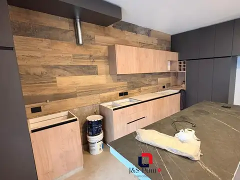 Casa en Venta en Arguello, USD 195.000