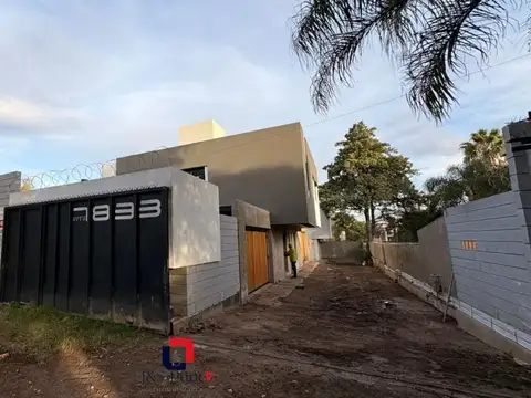 Calle Miguel Vera 7800