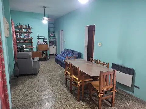 Depto Tipo Casa en Venta de 4 ambientes