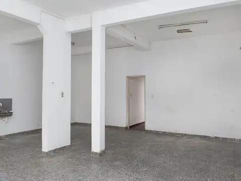 Macrocentro. Av. San Martin 2000