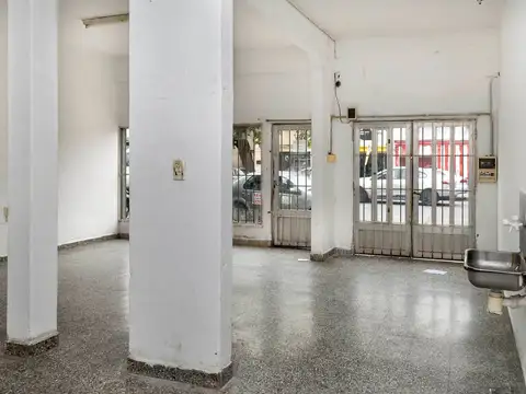 Macrocentro. Av. San Martin 2000
