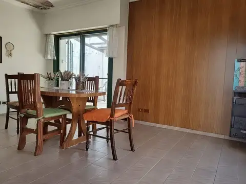 Depto Tipo Casa en Venta en Castelar, USD 82.000