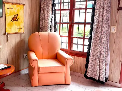 Depto Tipo Casa 3 ambientes con 2 baños