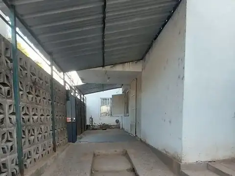 Casa en Venta en Alto Alberdi, USD 72.000