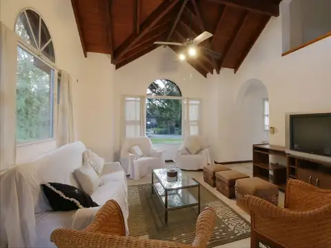Casa en venta 5 ambientes,  La Campiña, Pilar.