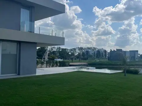 Casa en Alquiler en Canning, USD 2.400