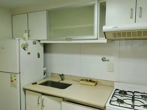 Depto Tipo Casa en Alquiler en Balvanera, $ 860.000