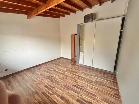 Casa en Venta en Hurlingham, USD 115.000