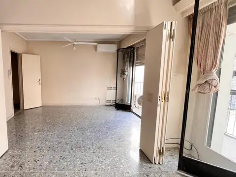 Departamento 4 ambientes con 2 baños