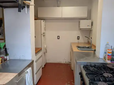 Depto Tipo Casa en Venta 80 años