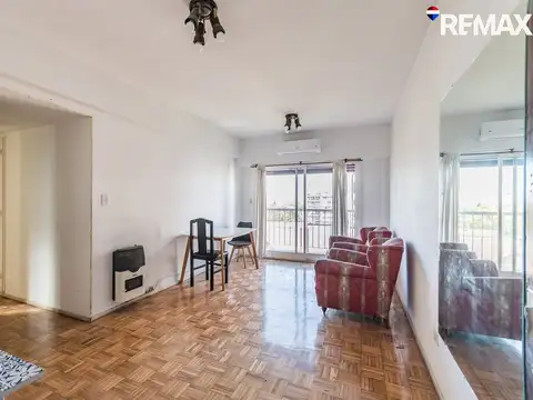VENTA DEPARTAMENTO 4 AMB CON BALCON- FLORES