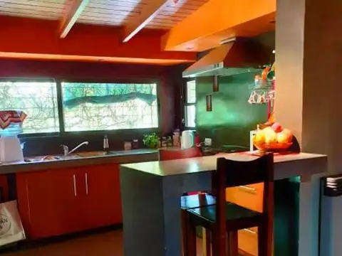 419 (ARANA) E/ 28 Y 28 BIS: CASA EN VENTA 4 DORMITORIOS