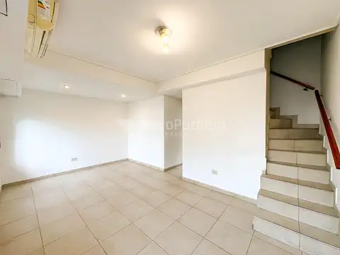 Depto Tipo Casa en Venta 15 años