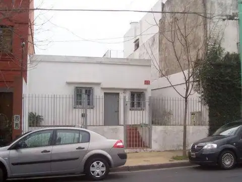 CASA PARA RECICLAR INTEGRAMENTE EN SAAVEDRA