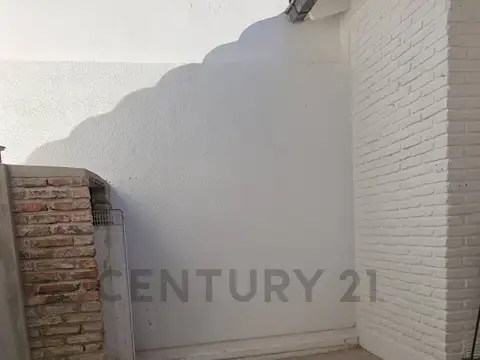 La Paz 1500, Piso 0