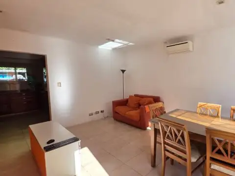 Depto Tipo Casa 4 ambientes con 1 baño