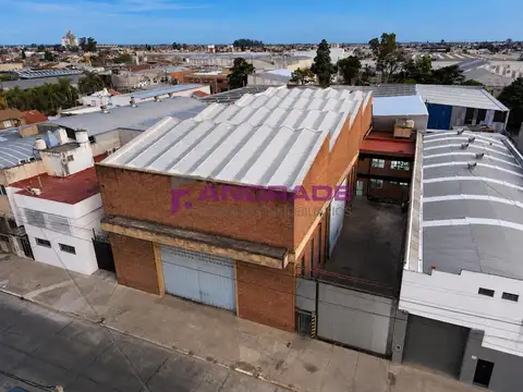 Importante Galpón/Deposito Industrial 960m² en San Justo | Excelente ubicación y accesos