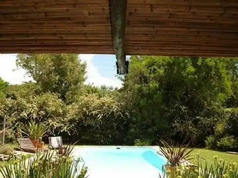 Casa en Venta en barrio El Zorzal 100