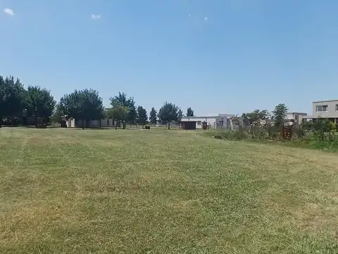 Terreno en Venta de 878,0 m2