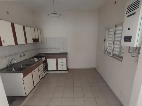 Casa en Alquiler en Ludueña, $ 550.000