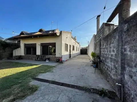 CASA VENTA 4AMB.GRAN FONDO.QUINCHO.TEMPERLEY 