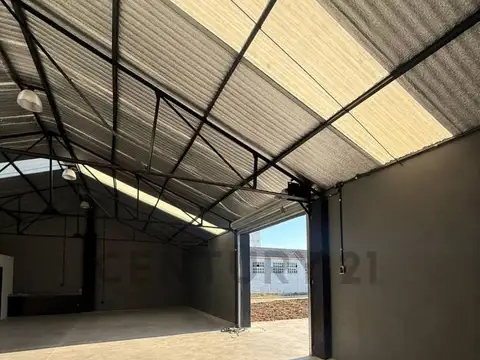 512 entre Camino Centenario y 15 , Piso 0