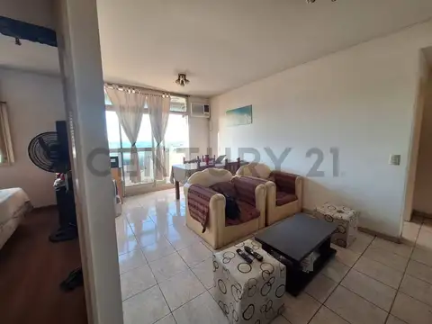 Manuel estevez 100, Piso 14