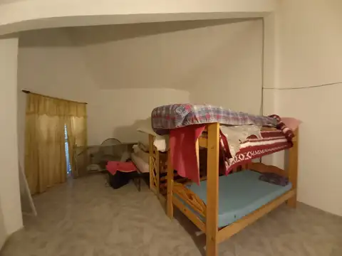 Venta en Block Casa + 2 Deptos de 2 ambientes Calle 68 E/1 Y 2 Mar Del Tuyu