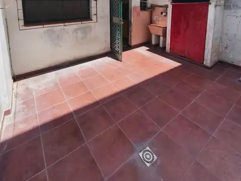 Depto Tipo Casa en Venta en Villa Ballester, USD 65.000