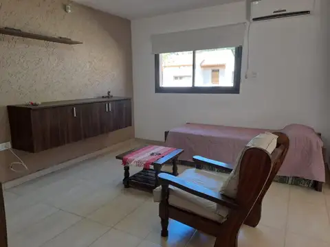 Casa en Alquiler en Las Tapias, $ 800.000