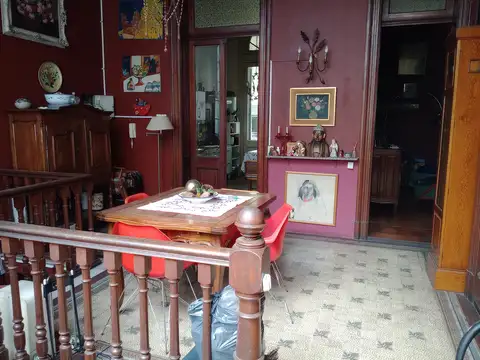Depto Tipo Casa en Venta 90 años