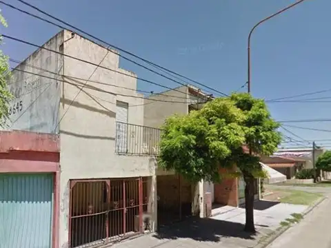 Almirante Brown e/ General Carlos María de Alvear y General Martin Miguel de Güemes