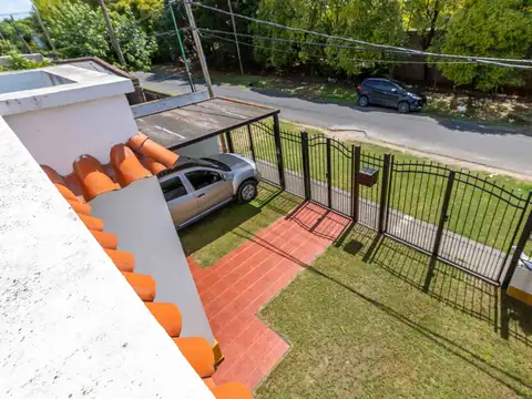 CASA EN VENTA LA PLATA APTO BANCO 390 MTS LOTE