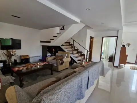Cerro Chimenea al 200 Barrio Dalvian Las Heras