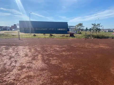 VENDO EXCELENTE TERRENO EN ITAEMBE GUAZU - POS MISIONES