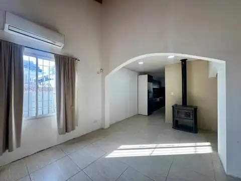 Casa en Venta en Francisco Alvarez, USD 90.000