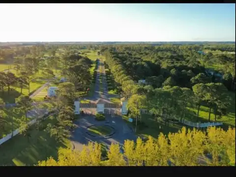 Terreno en Venta en Los Pinares Country Club, USD 85.000