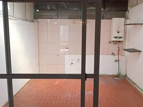 Depto Tipo Casa en Venta en Lanus Oeste, USD 35.000